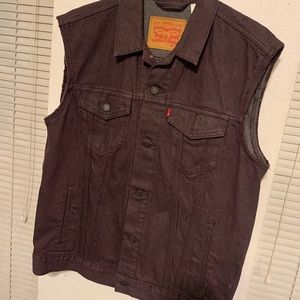 LEVI JACKET NEW WITH TAGS 🔥🔥🔥🔥🔥